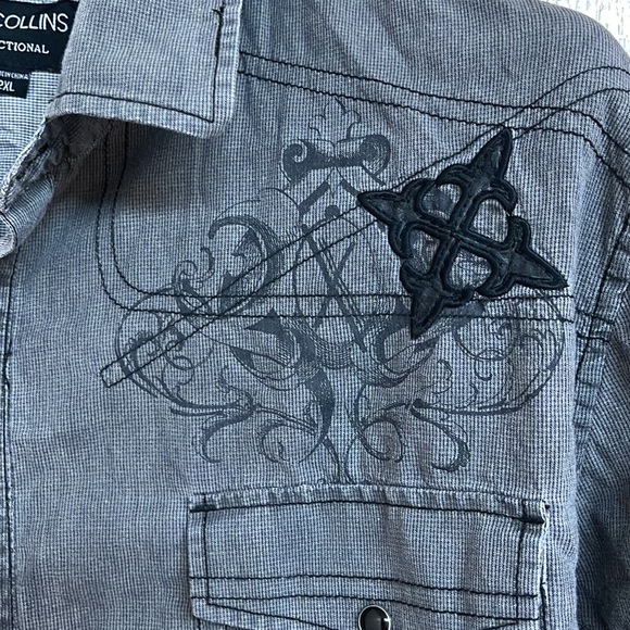 Men’s gray button up shirt - Picture 4 of 6